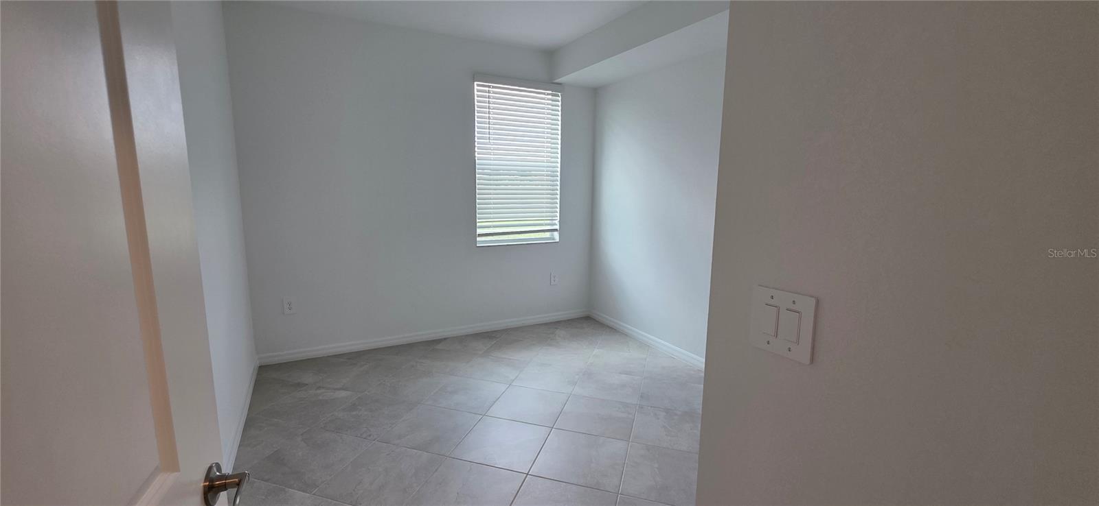 Image 13 of 31 For 19223 Cherrystone Way 101