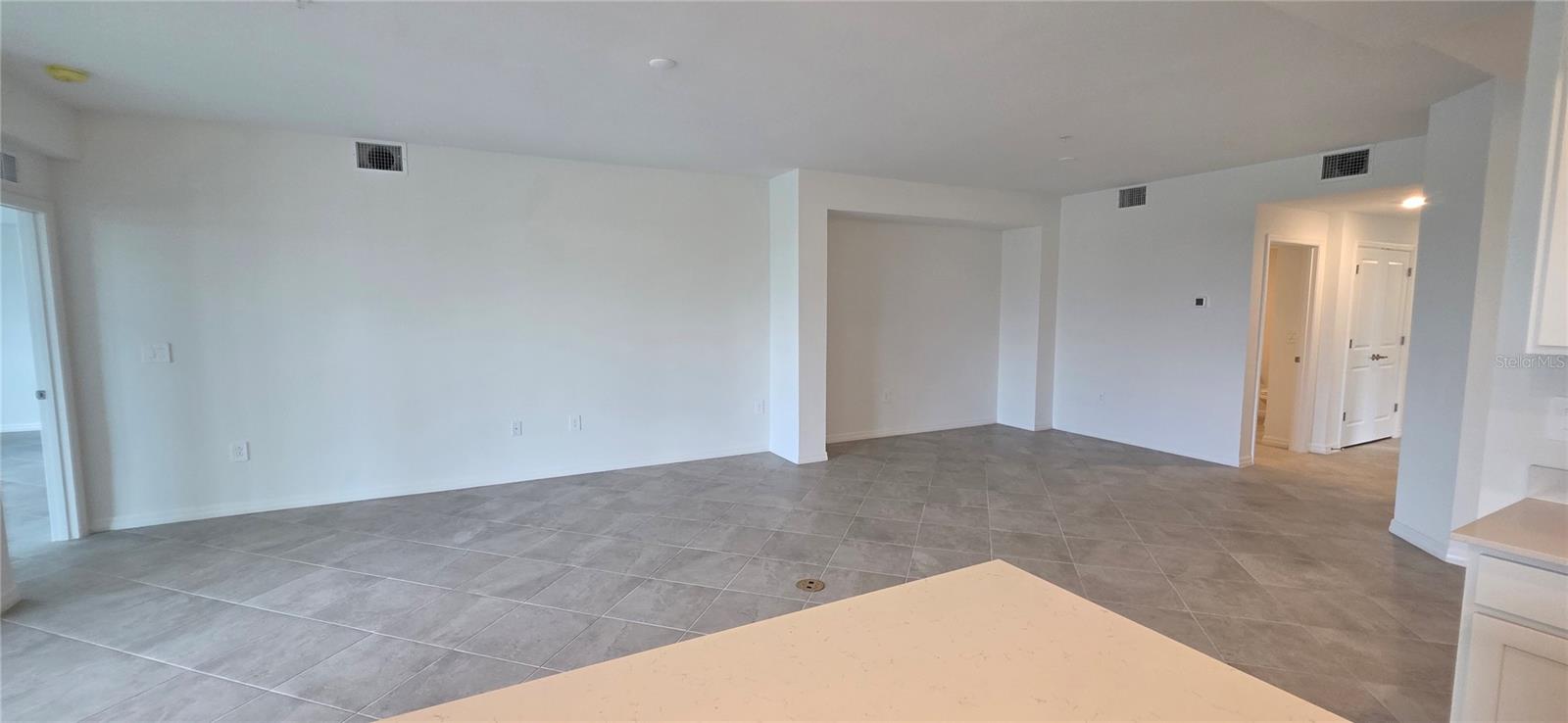 Image 16 of 31 For 19223 Cherrystone Way 101