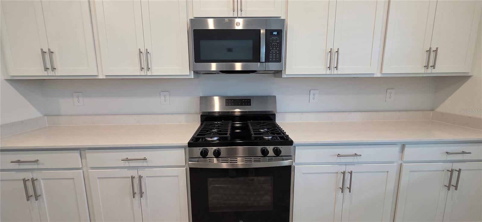 Image 18 of 31 For 19223 Cherrystone Way 101