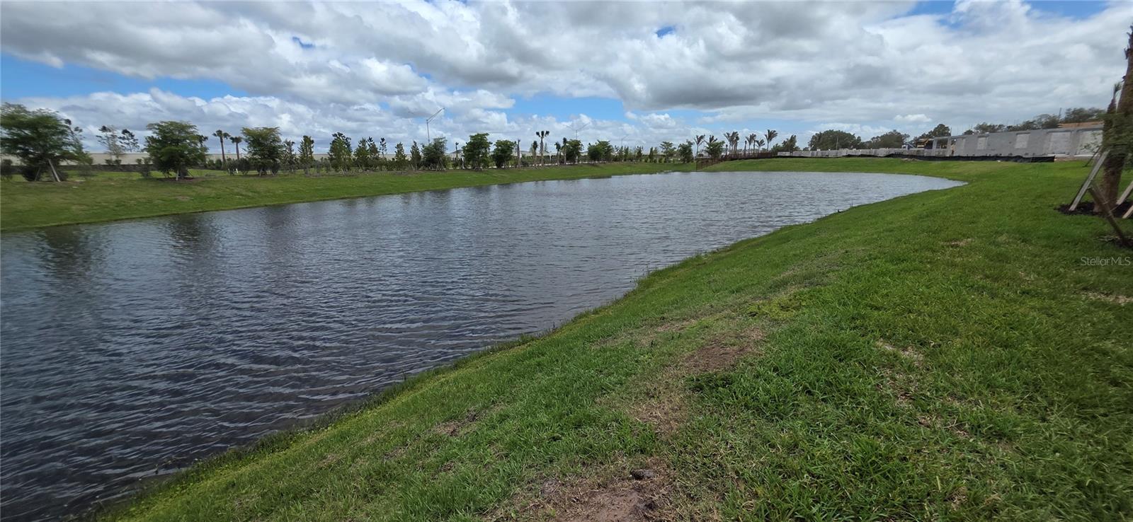 Image 7 of 31 For 19223 Cherrystone Way 101