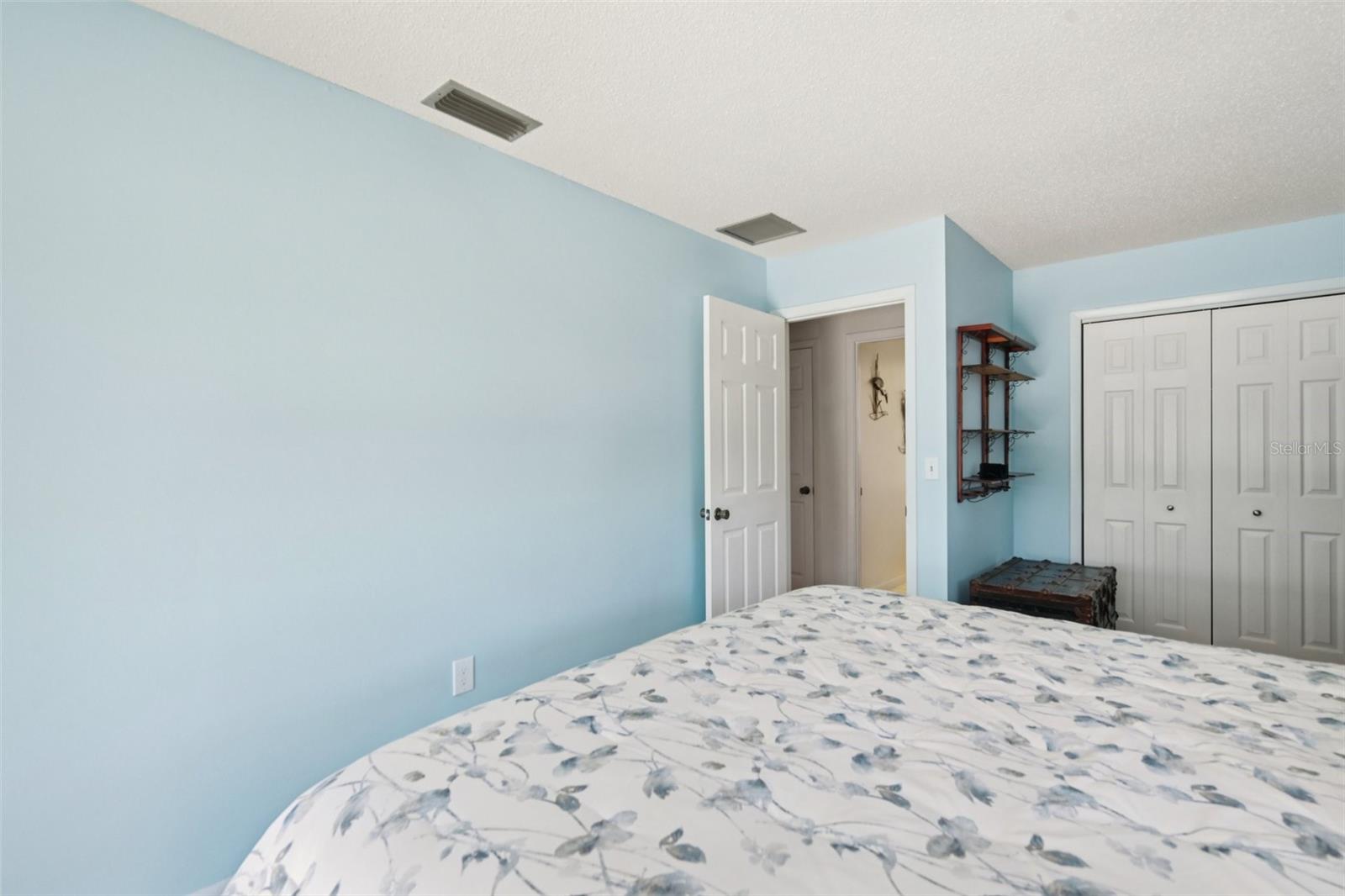 Image 20 of 34 For 803 60th Street Nw