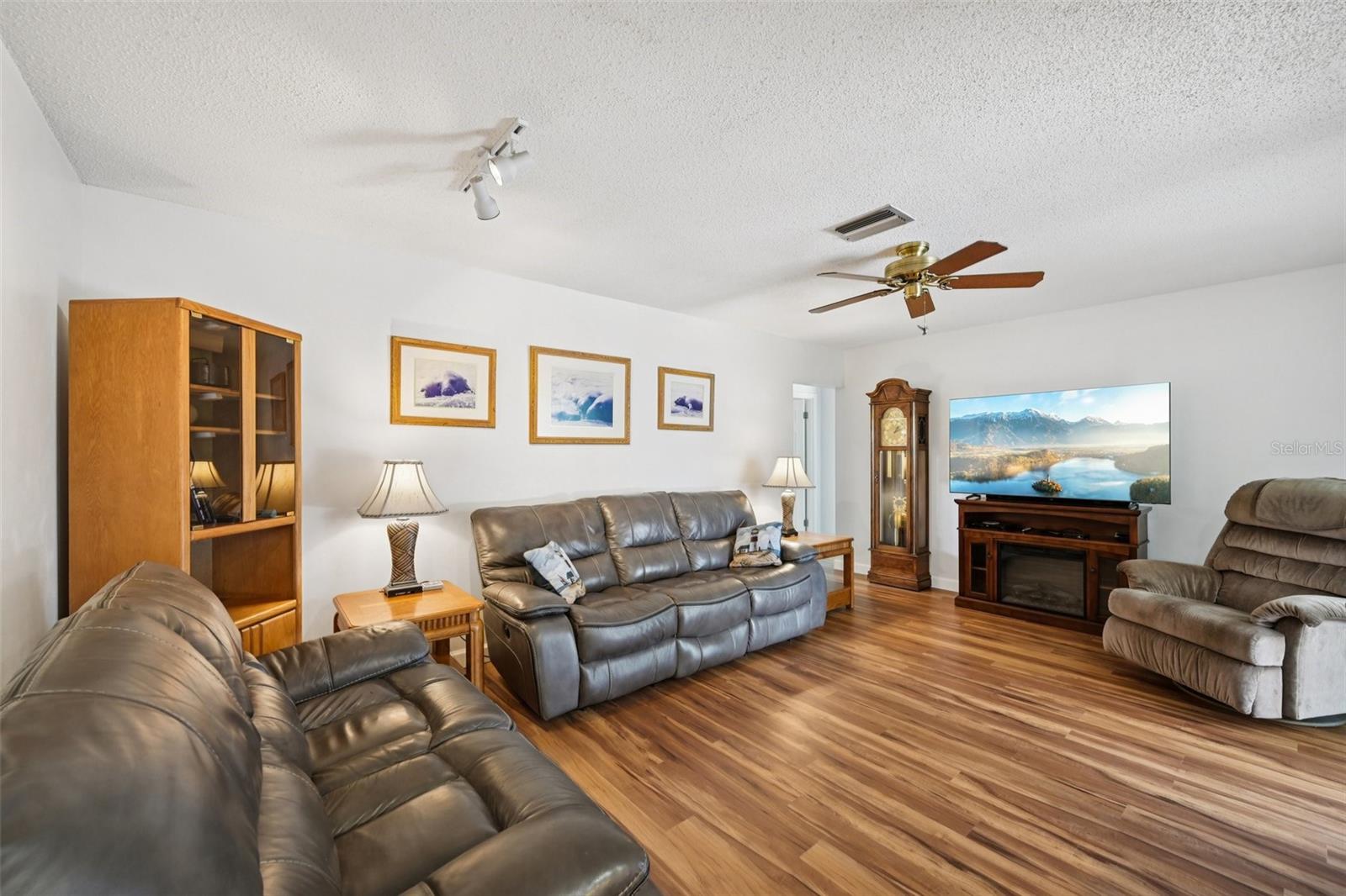Image 9 of 34 For 803 60th Street Nw