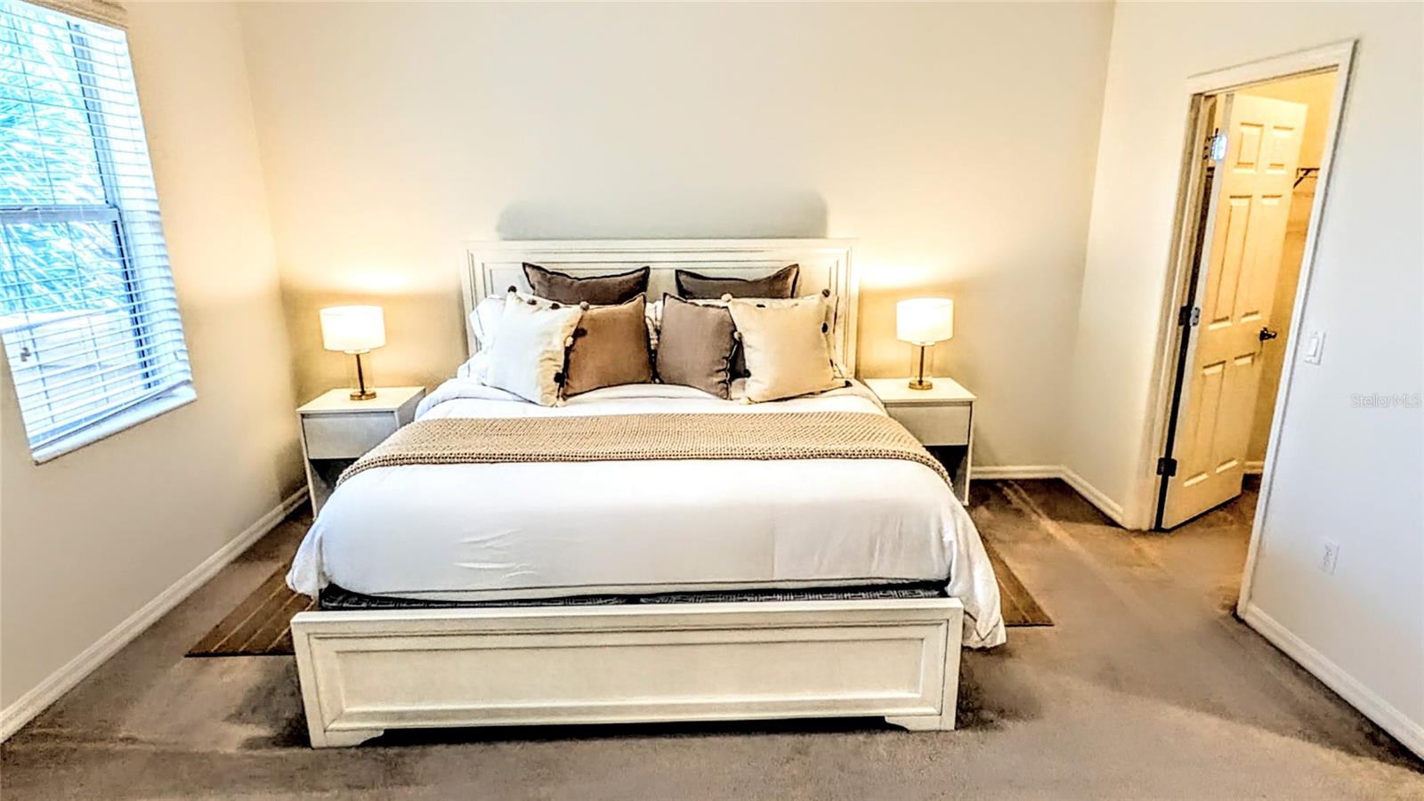 Image 16 of 37 For 3880 82nd Avenue Circle E 101