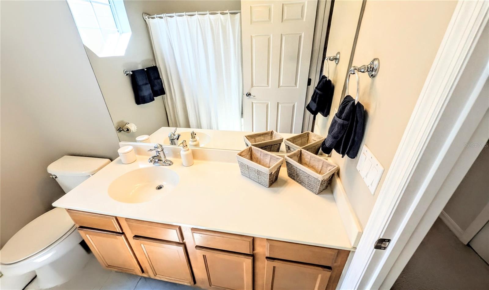 Image 25 of 37 For 3880 82nd Avenue Circle E 101