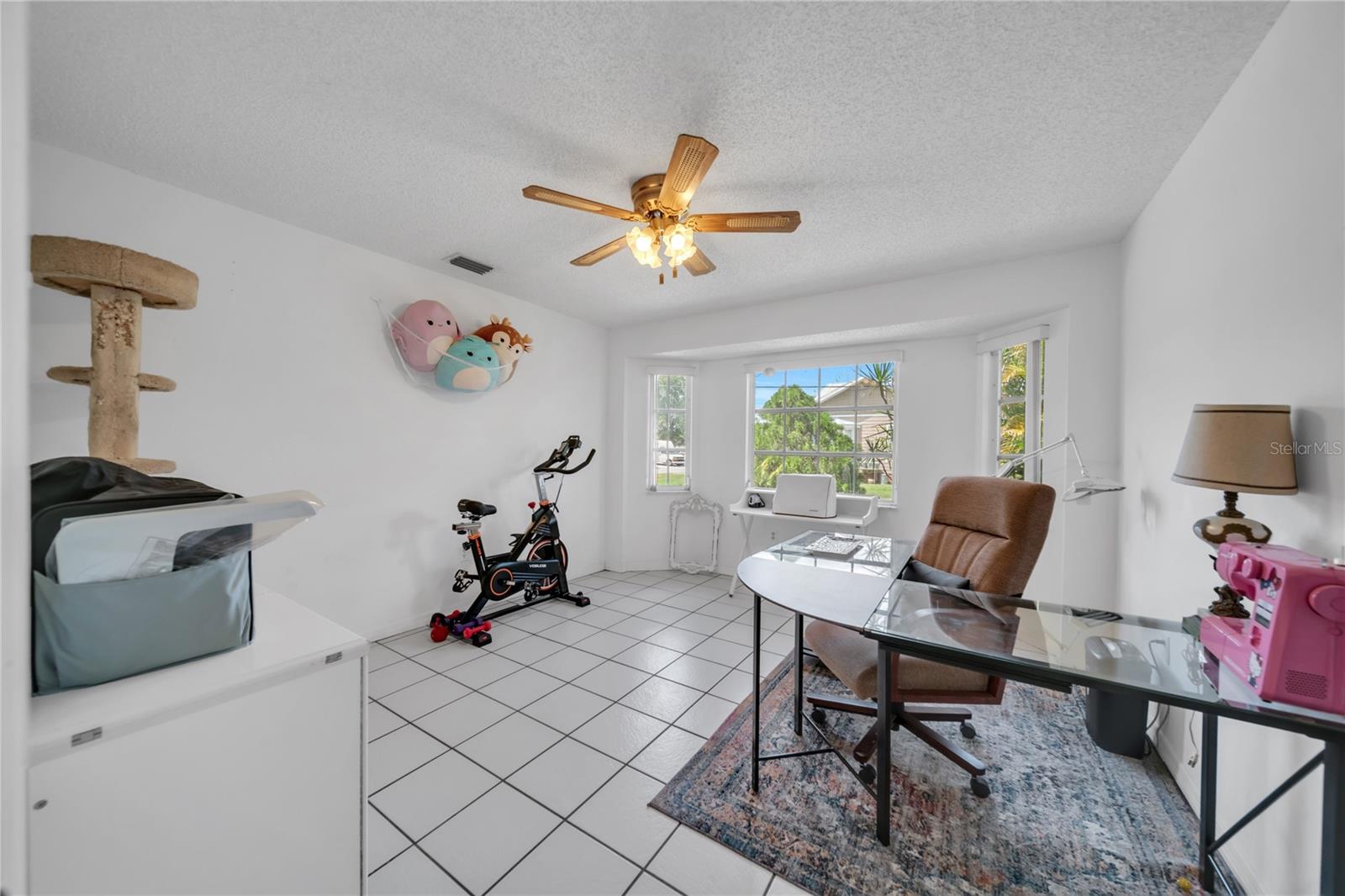 Image 18 of 47 For 366 Harwick Street