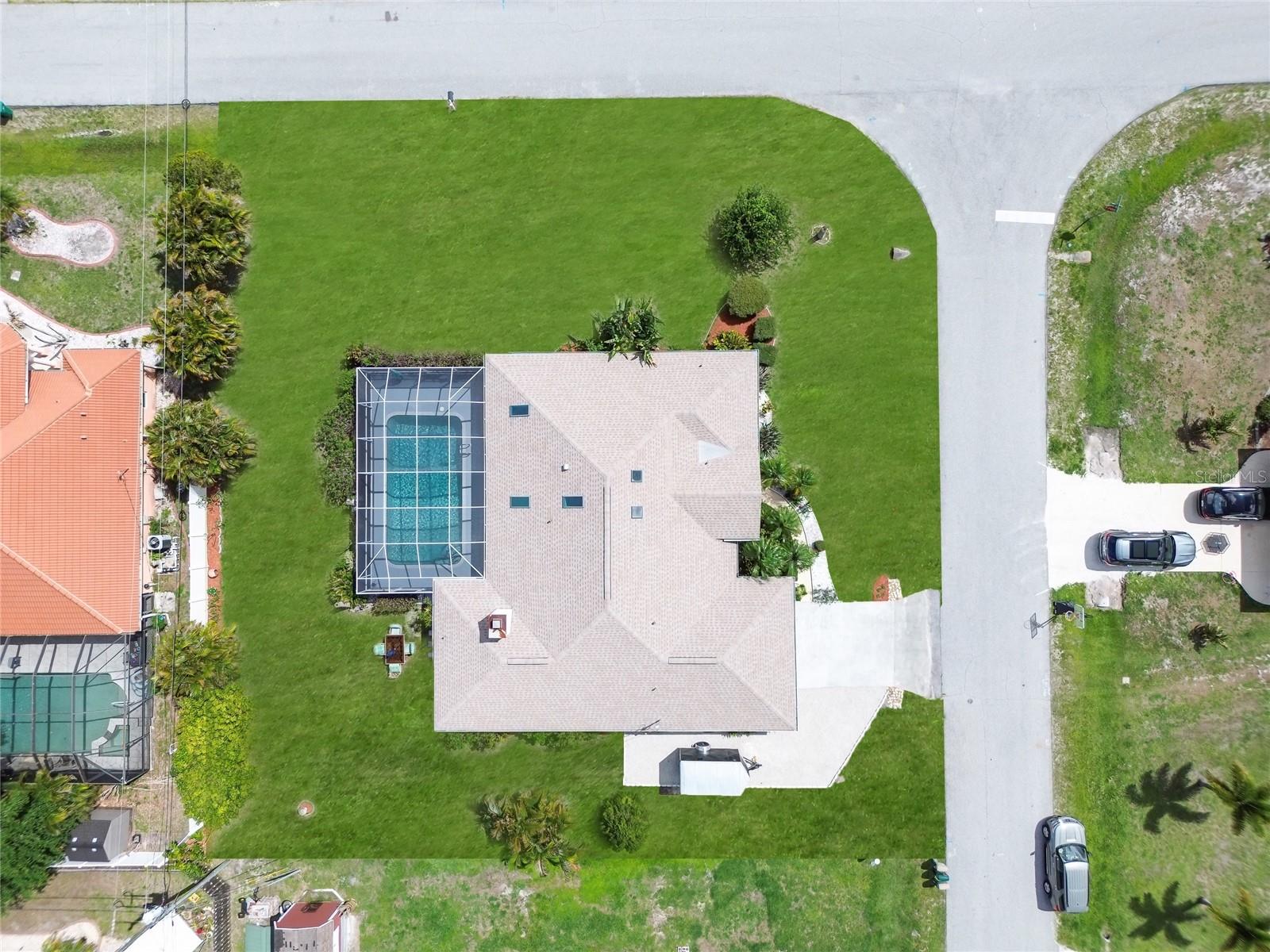 Image 38 of 47 For 366 Harwick Street