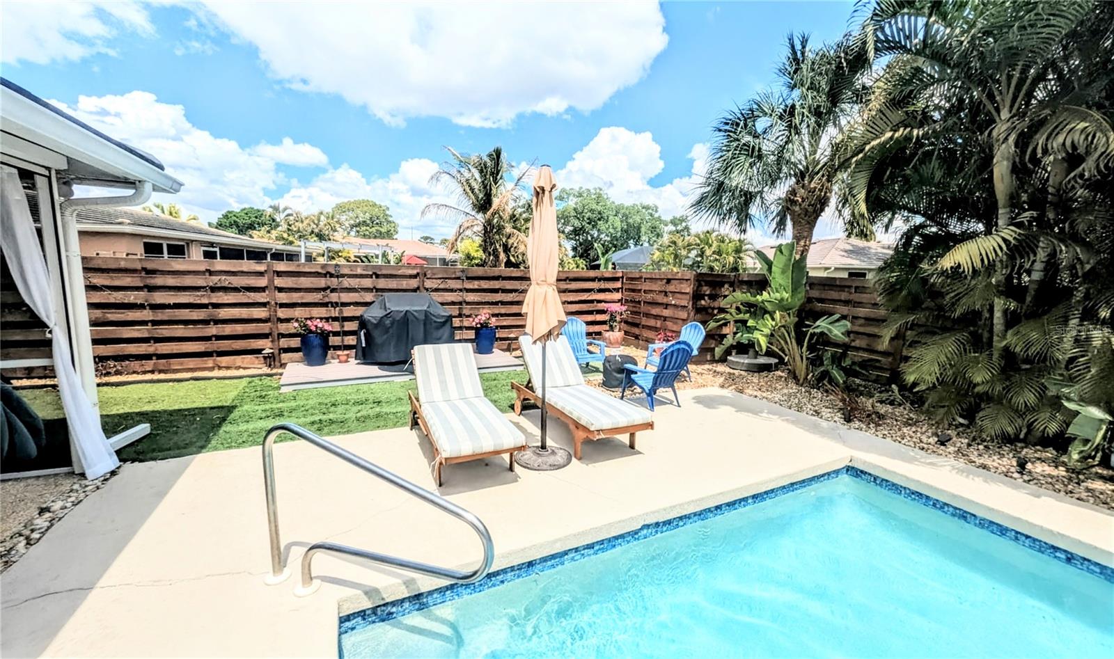 Image 28 of 36 For 7477 Mariana Drive