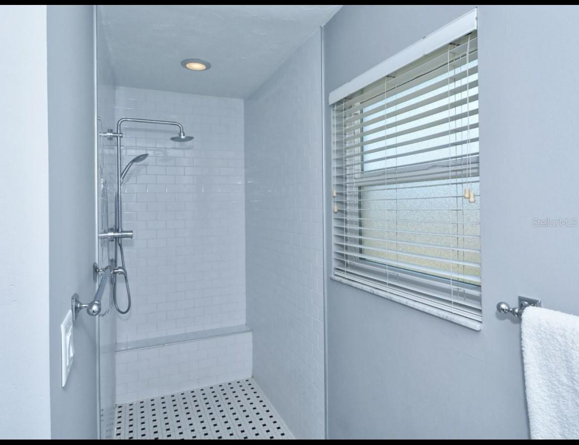 Image 9 of 36 For 7477 Mariana Drive