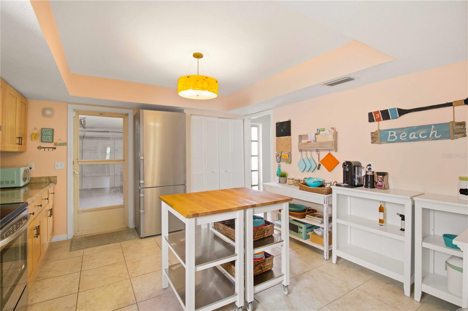 Image 16 of 36 For 7354 Country Club Drive N