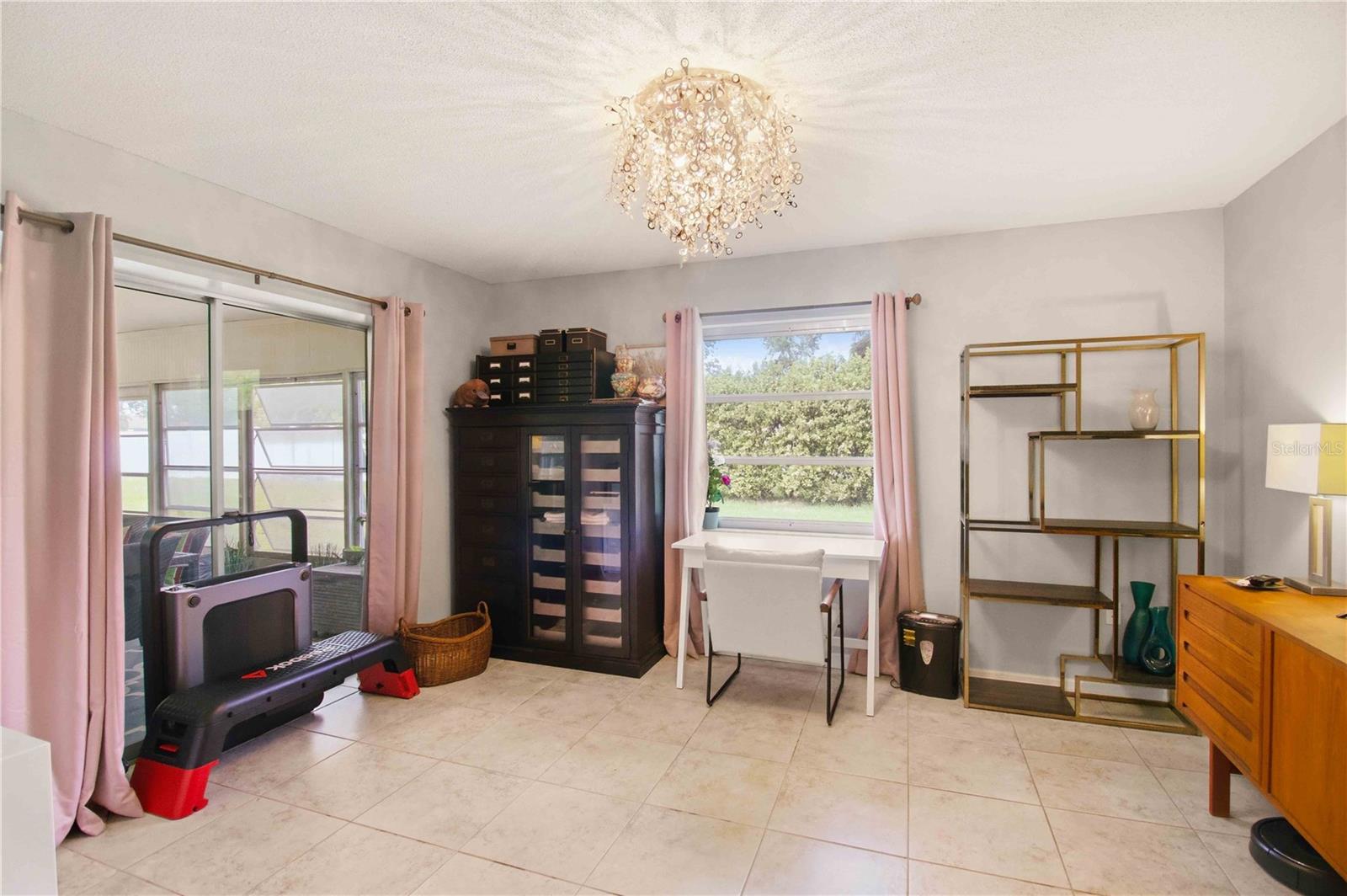 Image 19 of 36 For 7354 Country Club Drive N