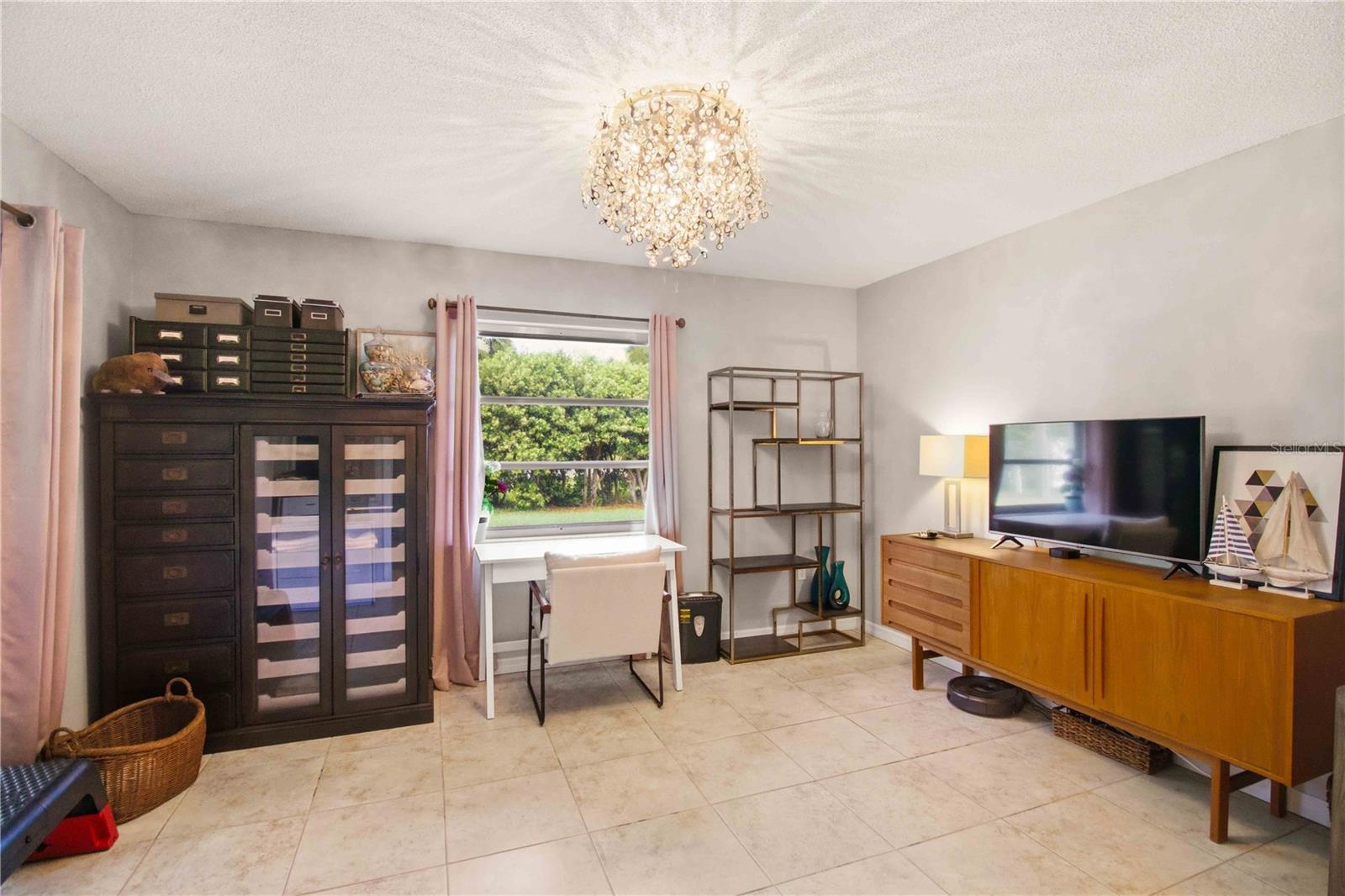 Image 20 of 36 For 7354 Country Club Drive N