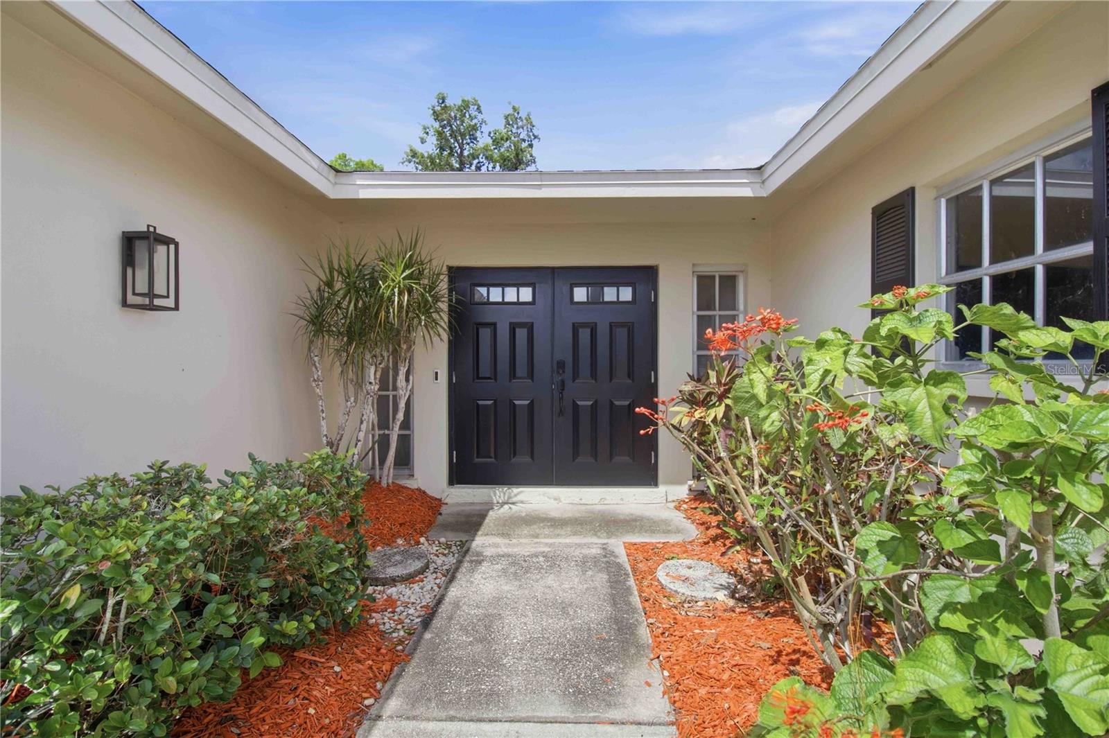 Image 7 of 36 For 7354 Country Club Drive N