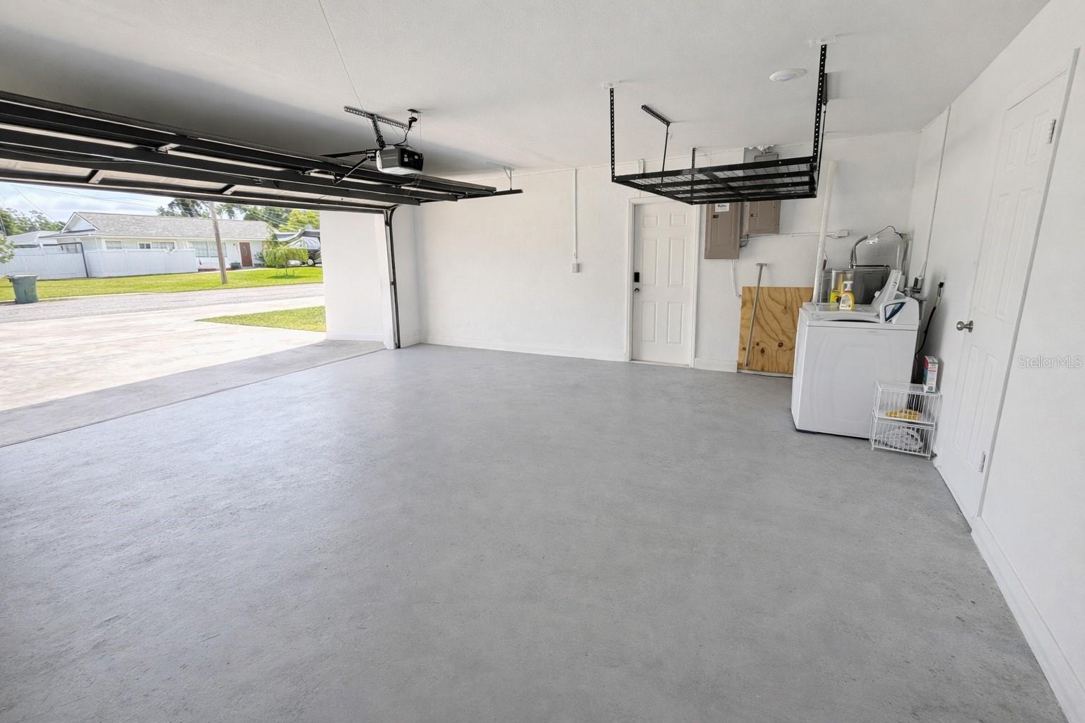 Image 26 of 26 For 3602 Cambridge Drive W