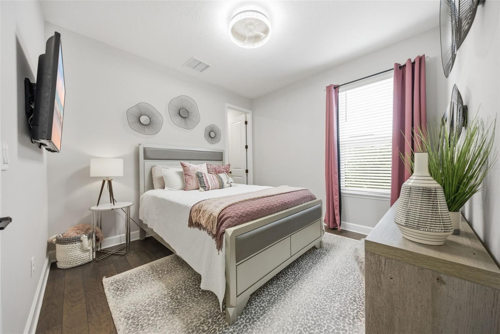 Image 19 of 51 For 4430 Pond Brook Court