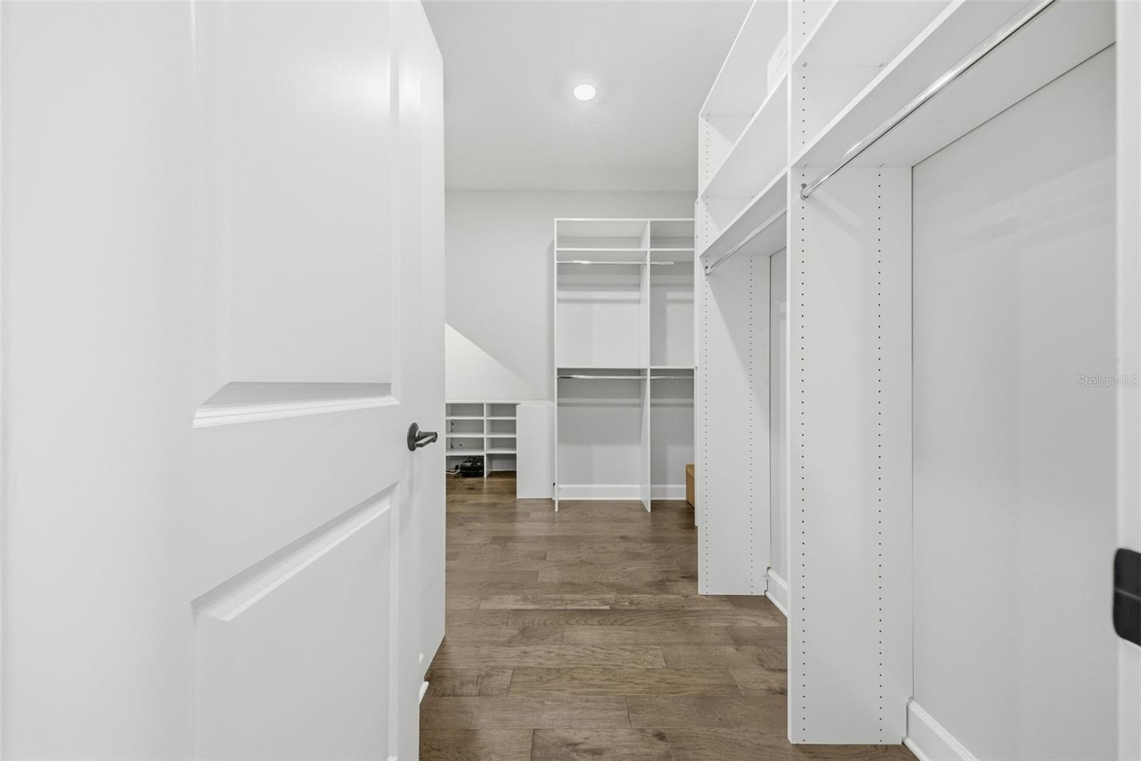 Image 28 of 51 For 4430 Pond Brook Court