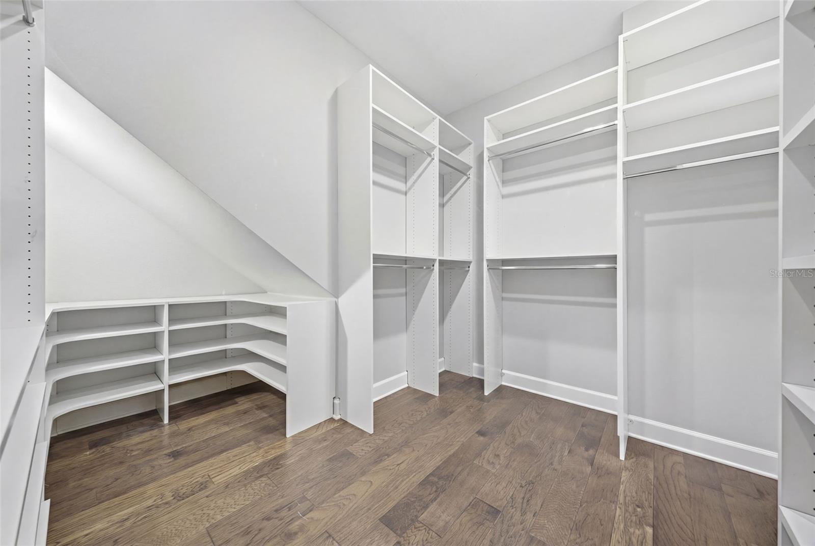 Image 30 of 51 For 4430 Pond Brook Court