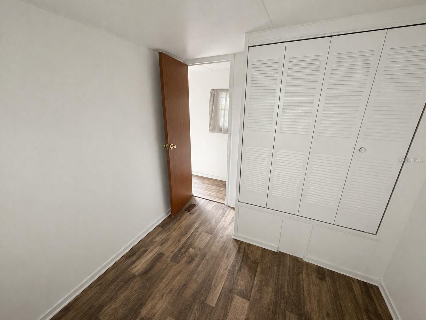 Image 10 of 12 For 5619 Sunshine Park Drive