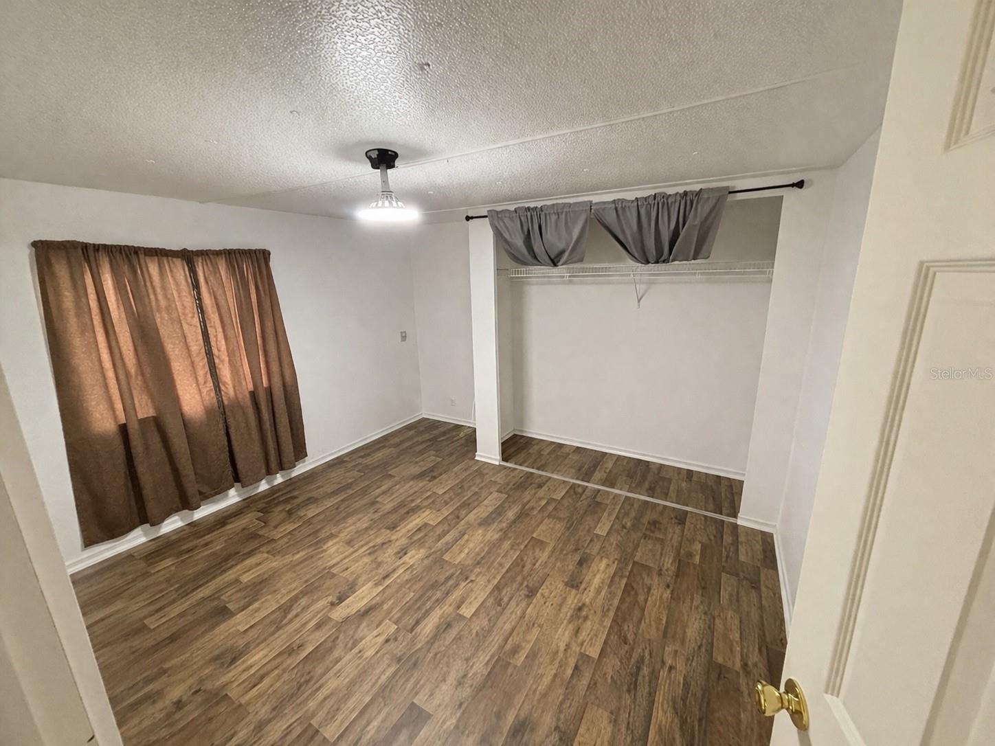 Image 9 of 12 For 5619 Sunshine Park Drive