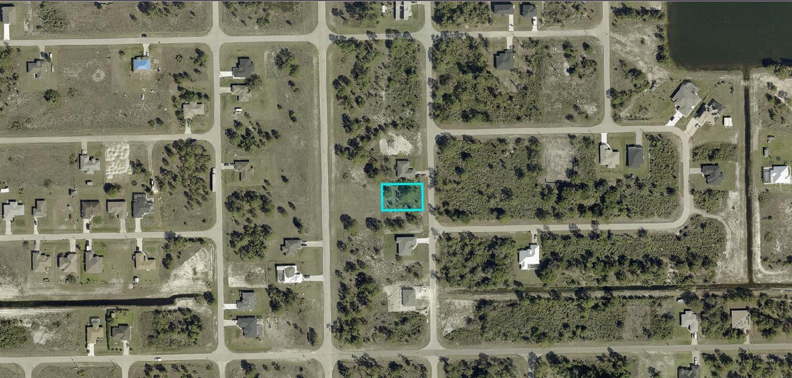 Image 2 of 3 For 1024 Maxwell Avenue S