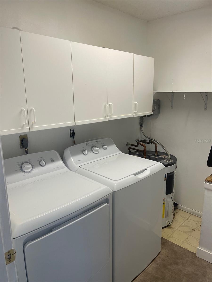 Image 18 of 33 For 7287 Eleanor Circle 15