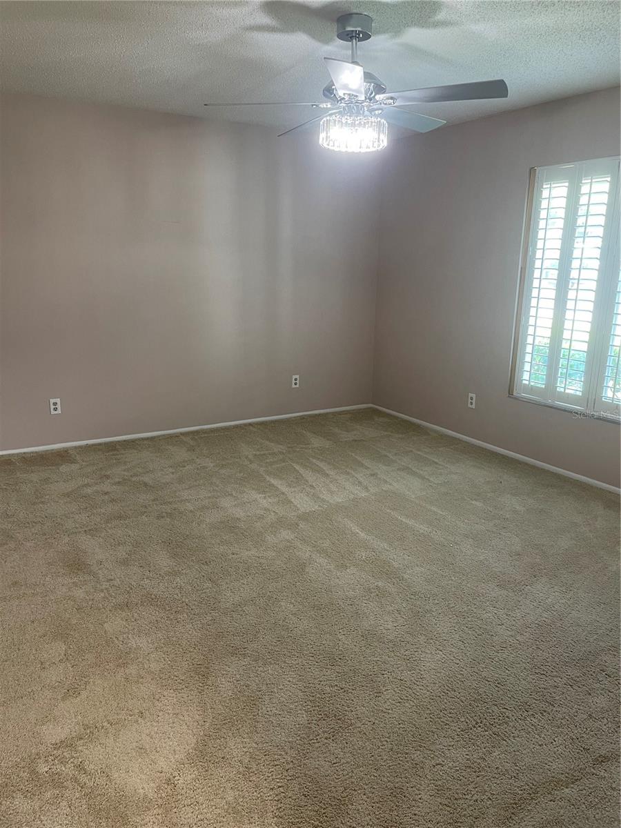 Image 27 of 33 For 7287 Eleanor Circle 15