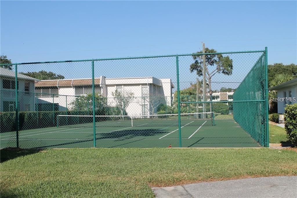 Image 6 of 33 For 7287 Eleanor Circle 15