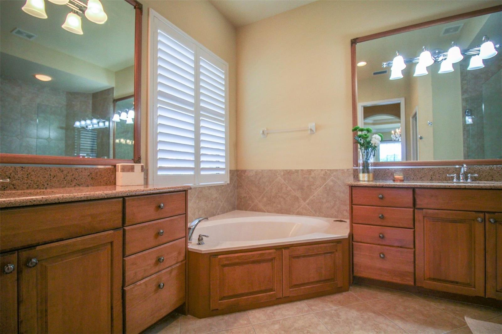 Image 17 of 32 For 7236 Presidio Glen