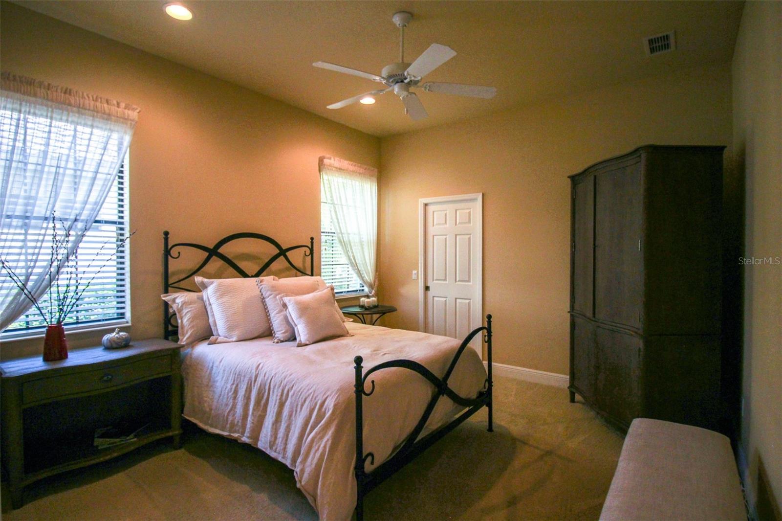 Image 21 of 32 For 7236 Presidio Glen