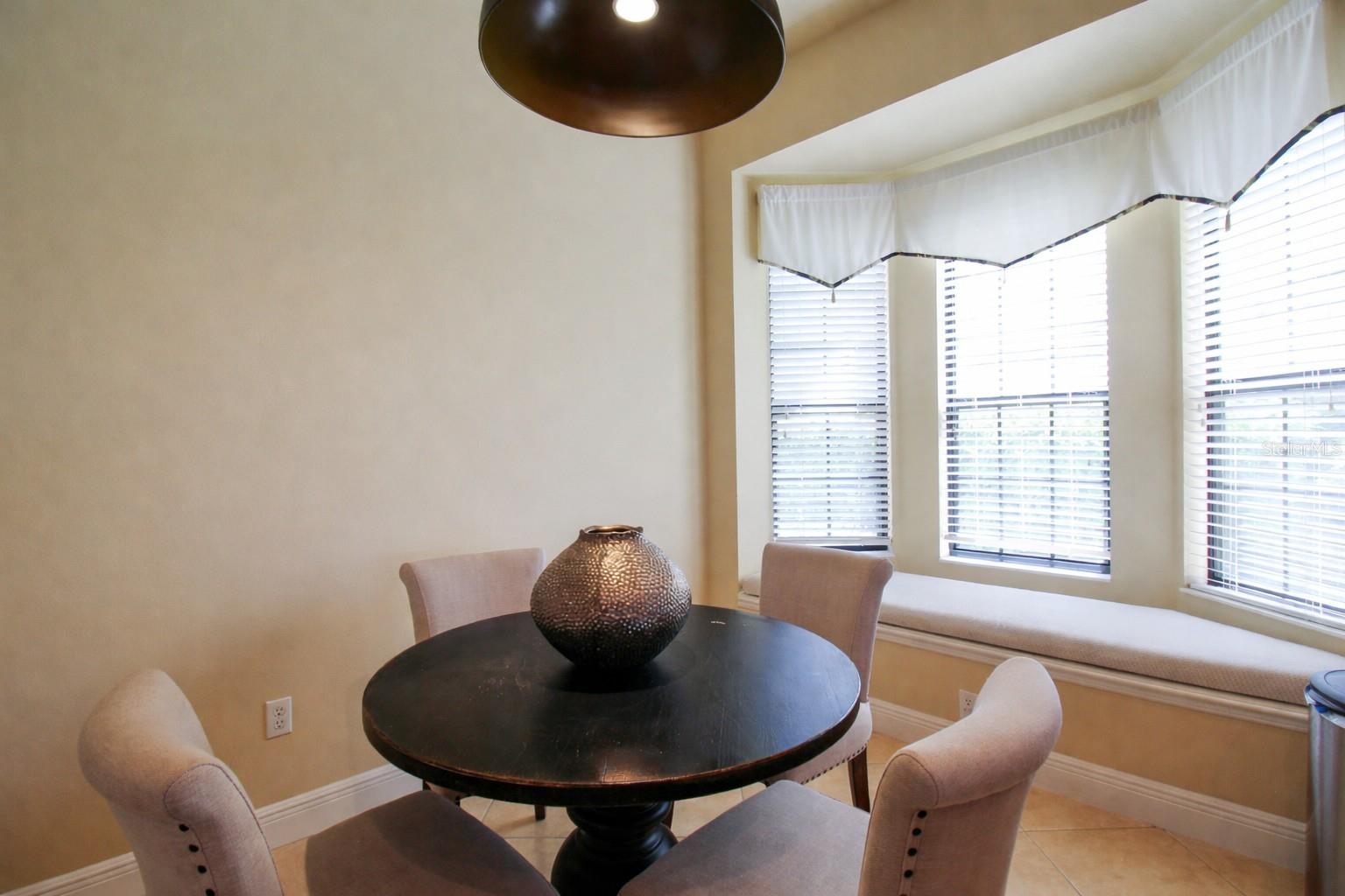 Image 8 of 32 For 7236 Presidio Glen