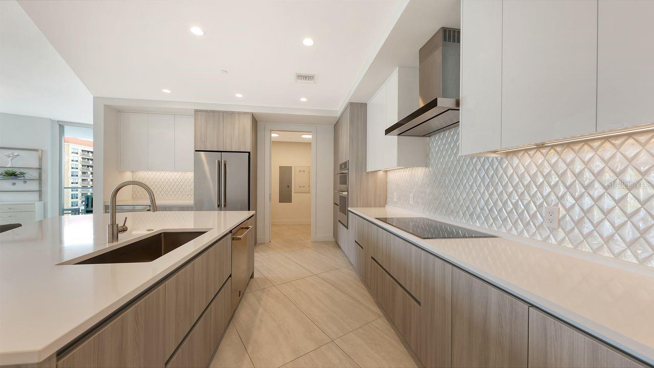 Image 10 of 49 For 301 Quay Commons  1210