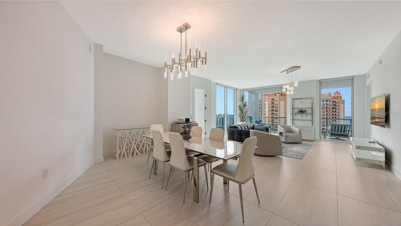 Image 12 of 49 For 301 Quay Commons  1210