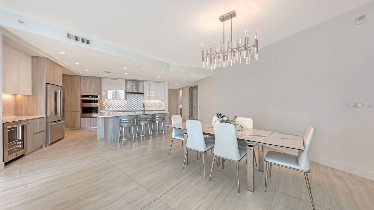 Image 14 of 49 For 301 Quay Commons  1210