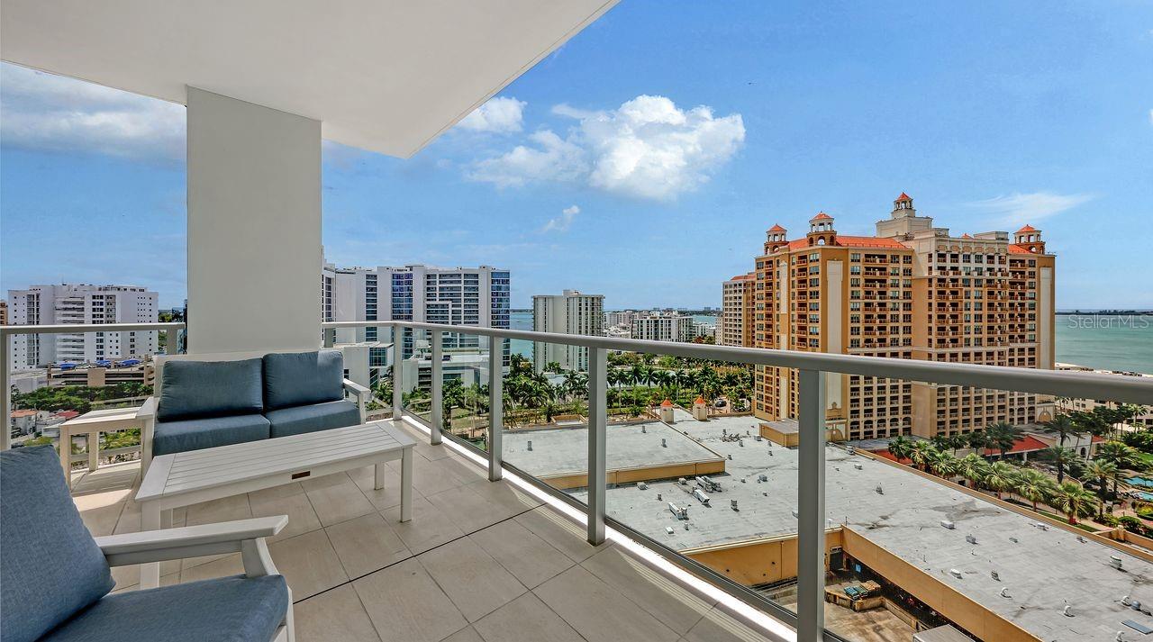 Image 24 of 49 For 301 Quay Commons  1210