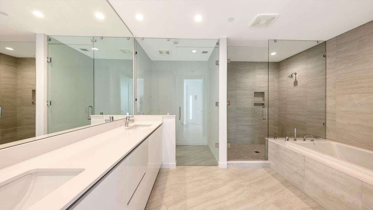 Image 31 of 49 For 301 Quay Commons  1210