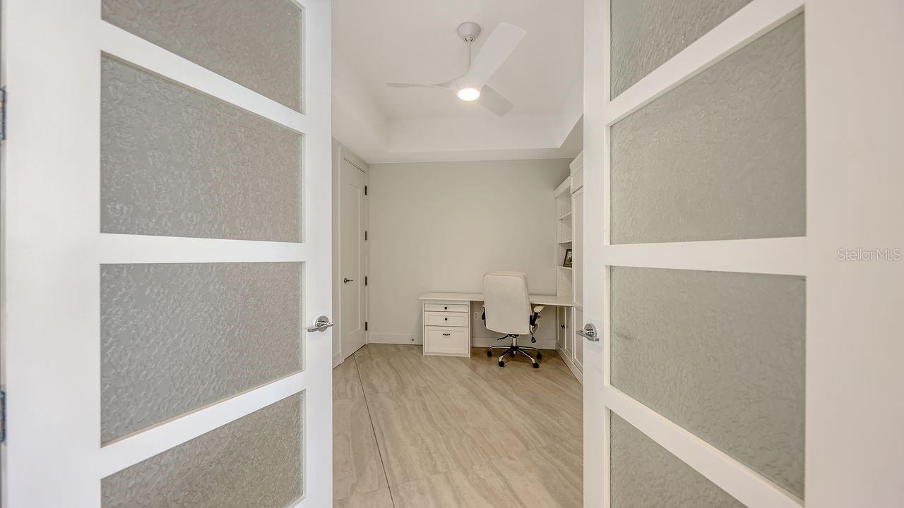 Image 42 of 49 For 301 Quay Commons  1210