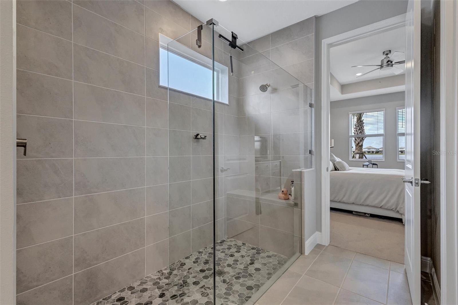 Image 22 of 65 For 17241 Savory Mist Circle