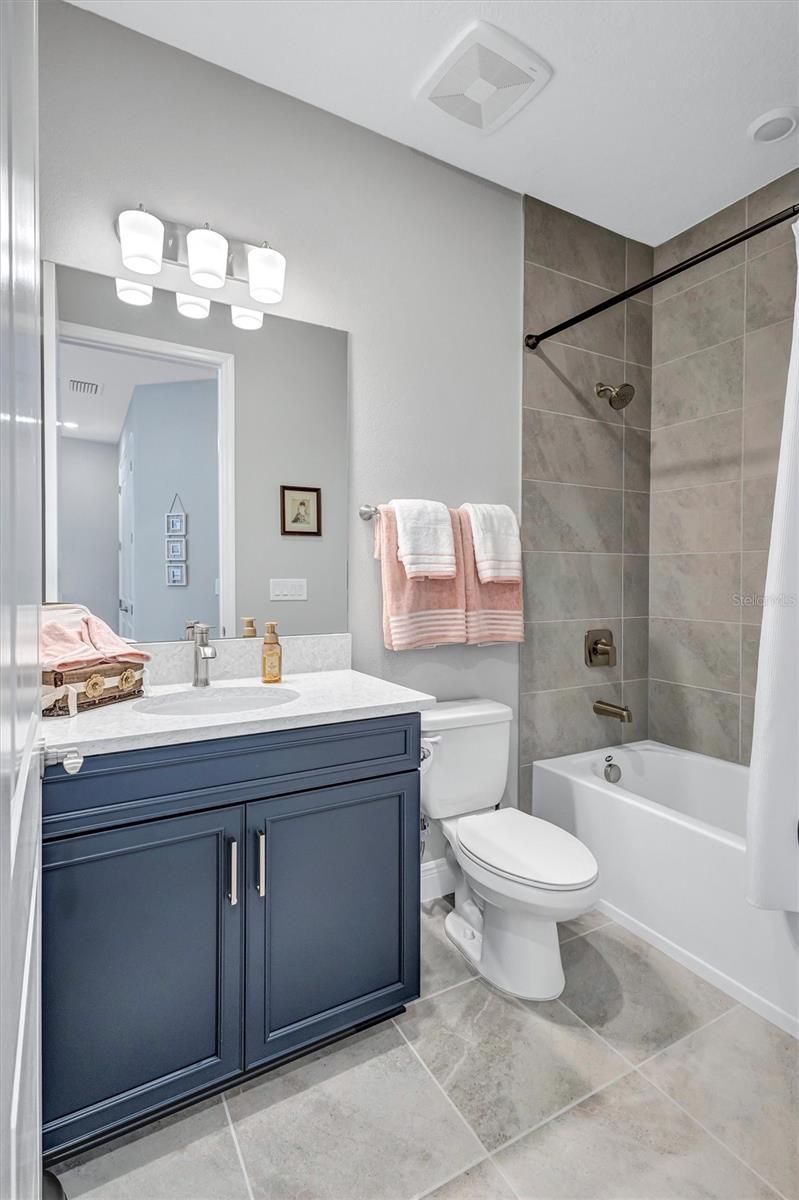 Image 31 of 65 For 17241 Savory Mist Circle