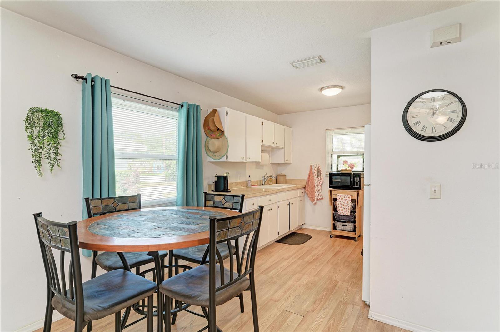 Image 10 of 25 For 2713 11th Avenue W