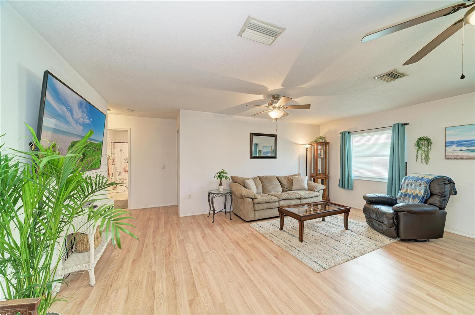 Image 6 of 25 For 2713 11th Avenue W