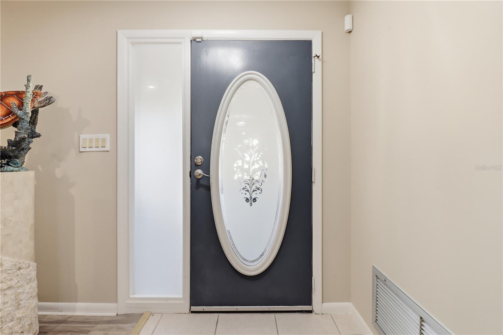 Image 11 of 43 For 59 Cypress Boulevard W