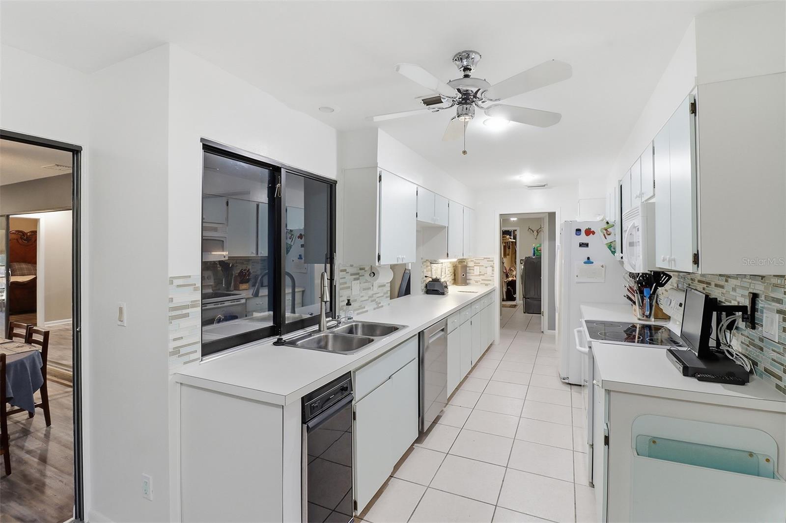 Image 21 of 43 For 59 Cypress Boulevard W