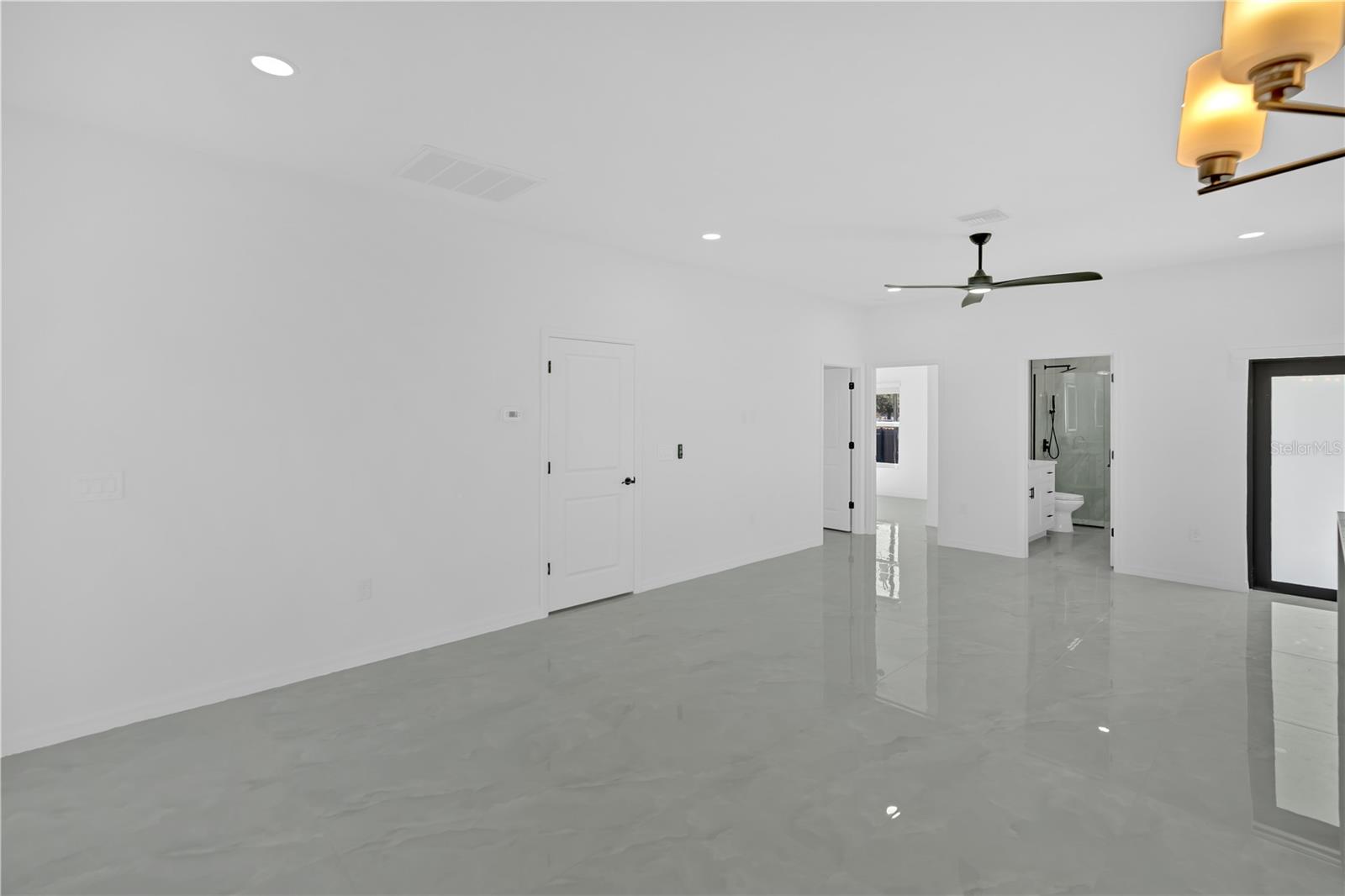 Image 22 of 46 For 30353 Beech Rd Road