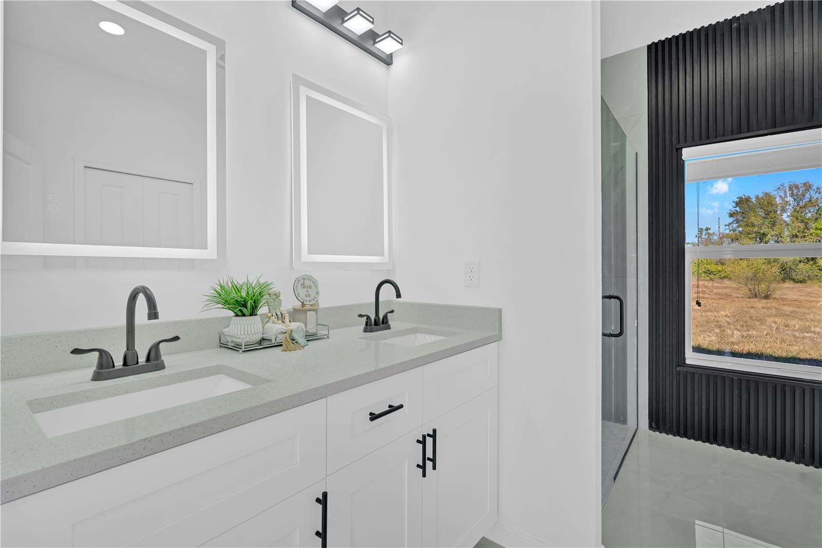 Image 32 of 46 For 30353 Beech Rd Road