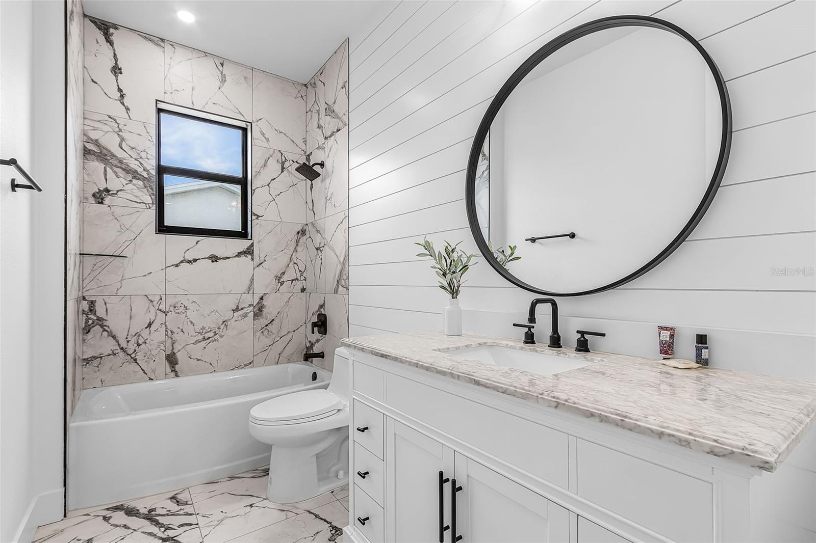 Image 20 of 33 For 260 Long Meadow Lane