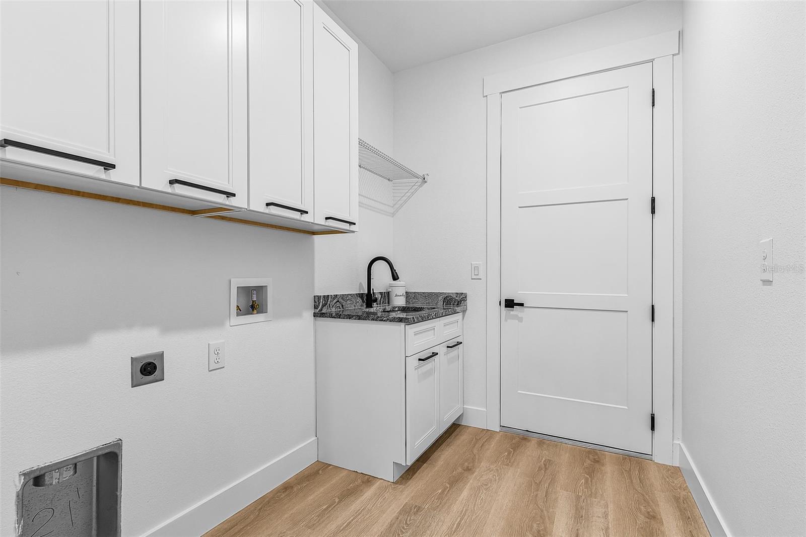 Image 25 of 33 For 260 Long Meadow Lane