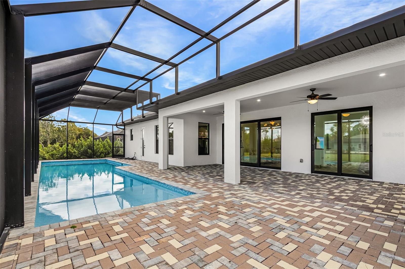 Image 26 of 33 For 260 Long Meadow Lane