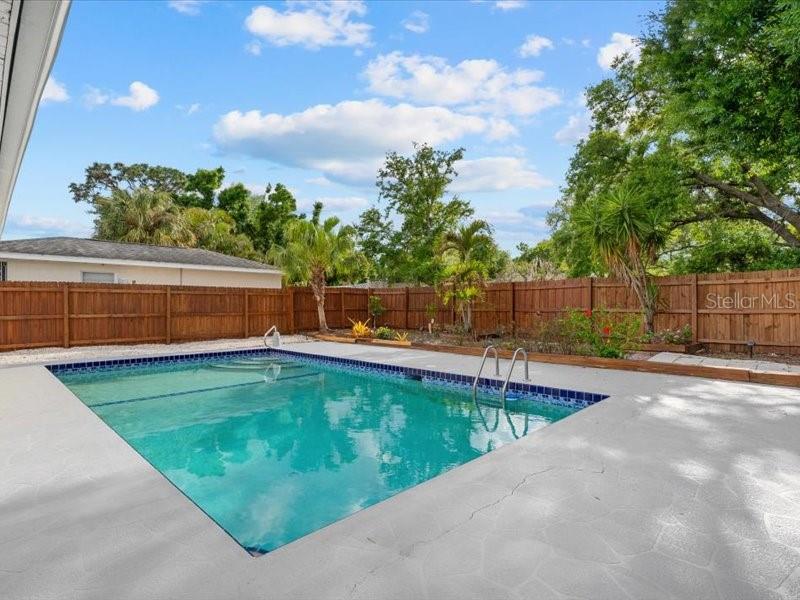 Image 4 of 30 For 2226 Fairfield Avenue