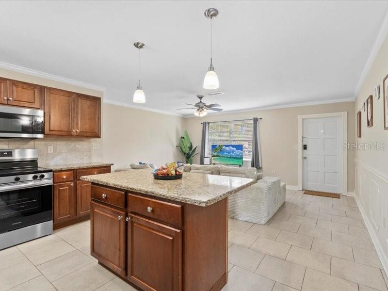 Image 9 of 30 For 2226 Fairfield Avenue