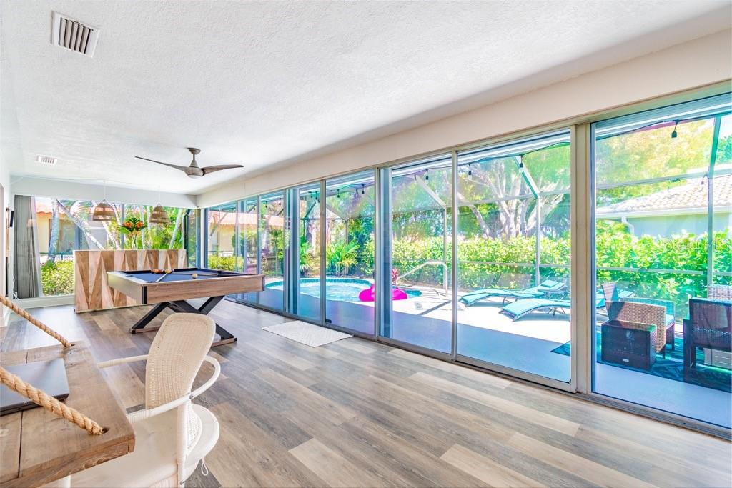 Image 14 of 38 For 1219 Village Green Parkway