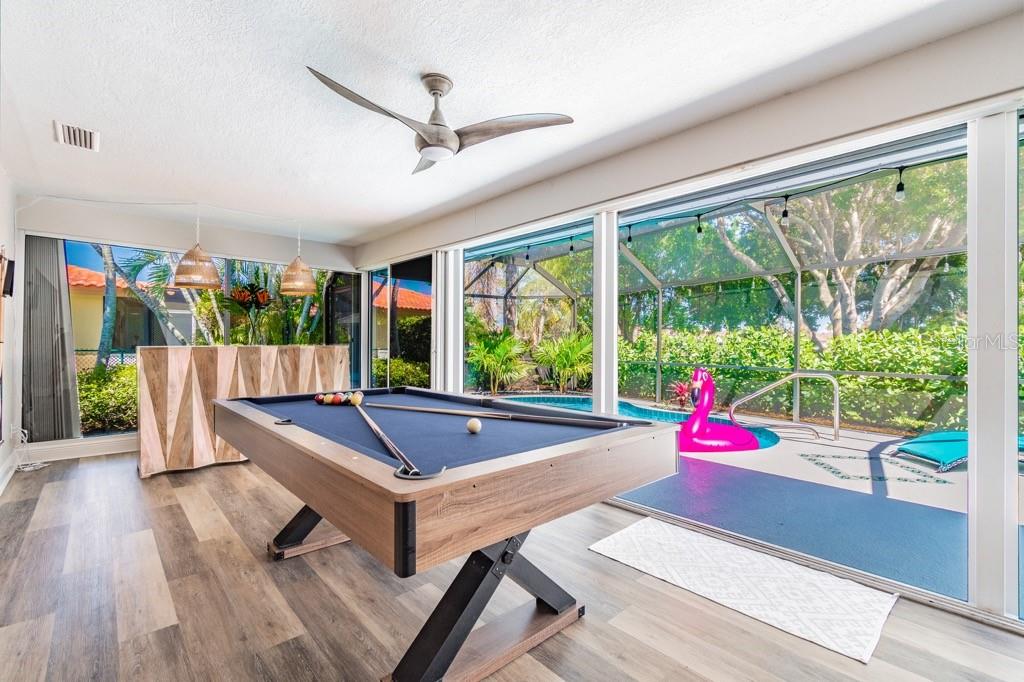 Image 17 of 38 For 1219 Village Green Parkway